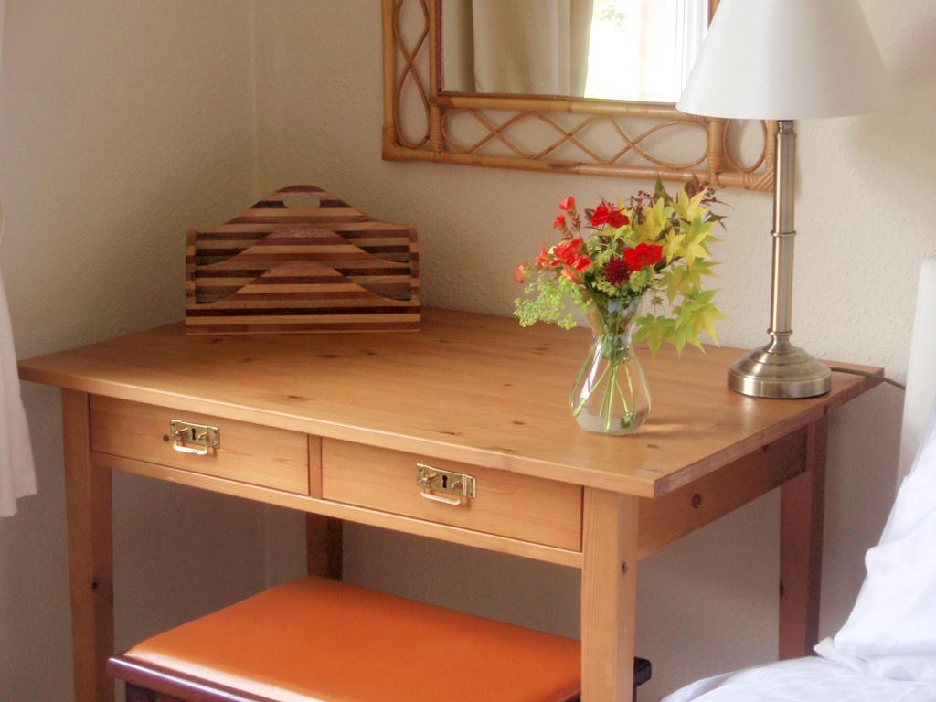 Bed and Breakfast Weston House Bampton  Zimmer foto