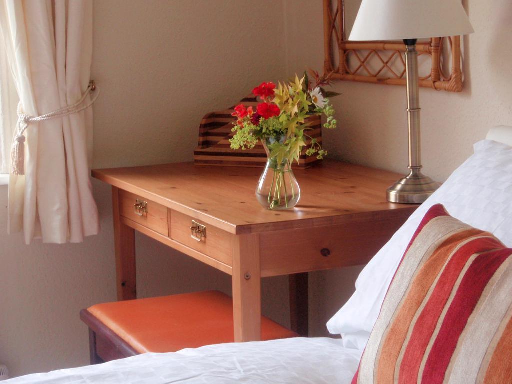 Bed and Breakfast Weston House Bampton  Zimmer foto